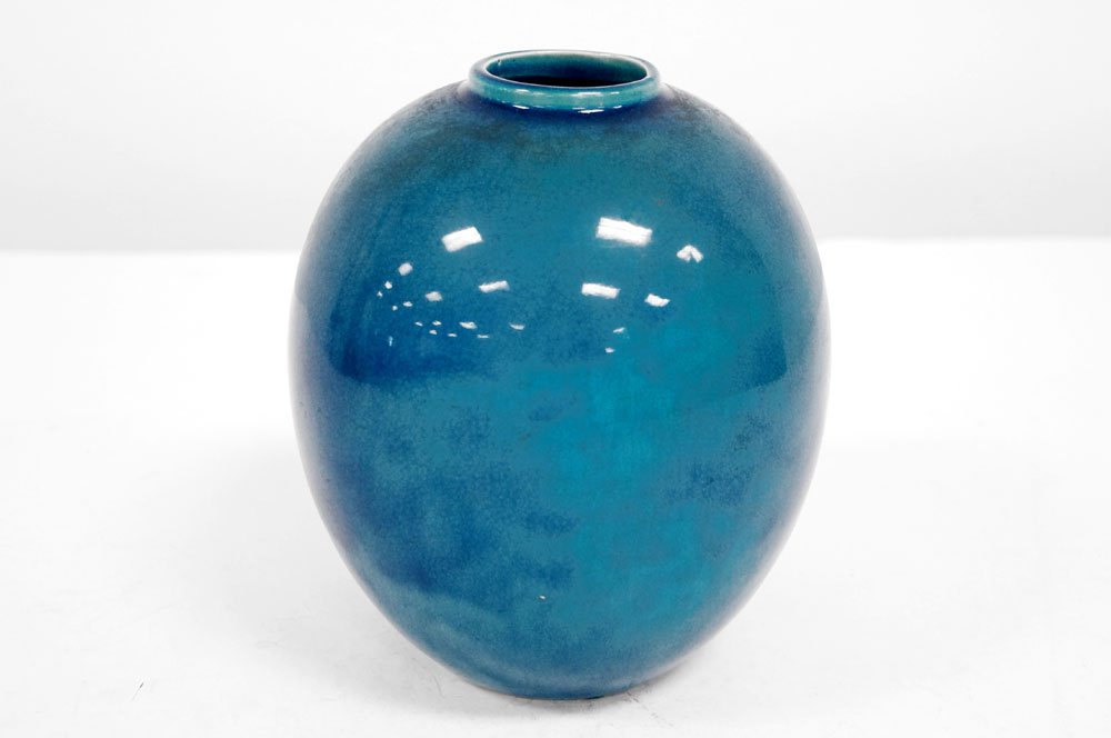 R. GUY COWAN ART POTTERY VASE, SIGNED. HEIGHT 7" (1 of 3)