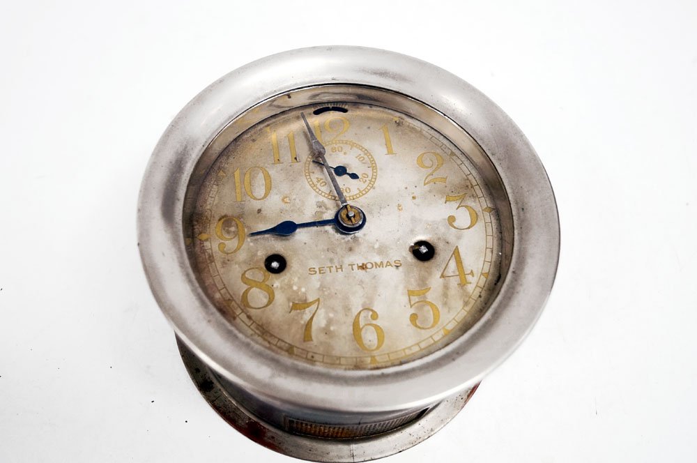 VINTAGE SETH THOMAS NICKLE PLATE SHIPS BELL CLOCK. (1 of 1)