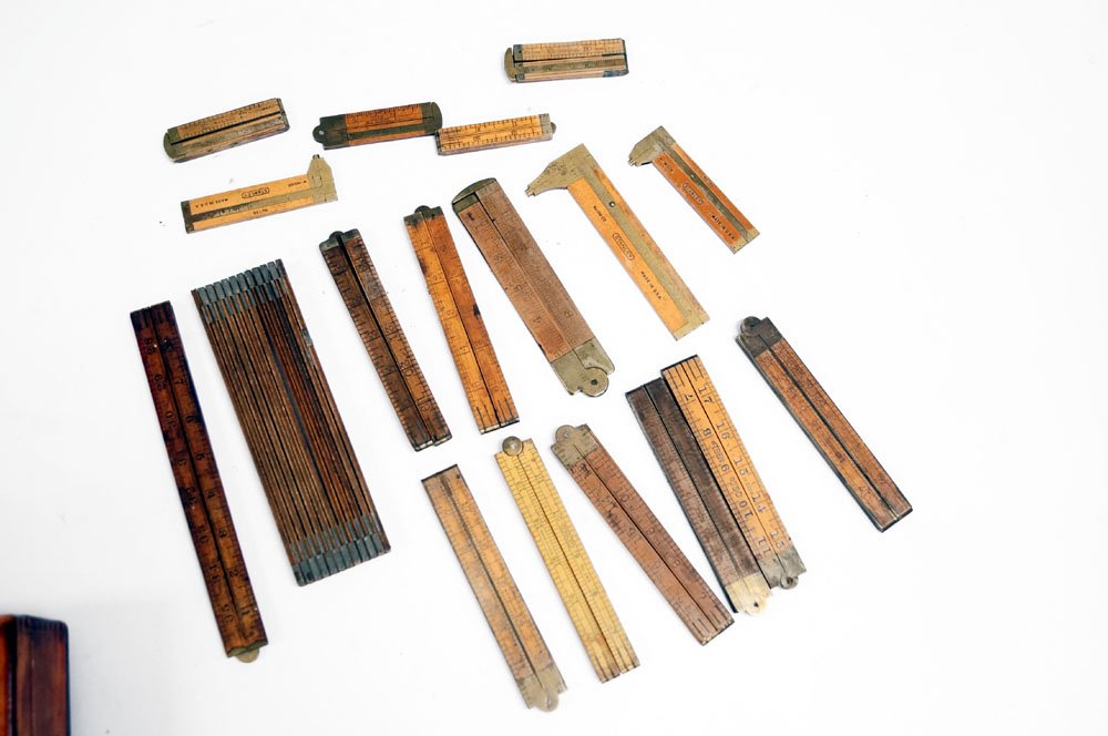 LOT (17) ASSORTED VINTAGE BOXWOOD FOLDING RULES (1 of 3)