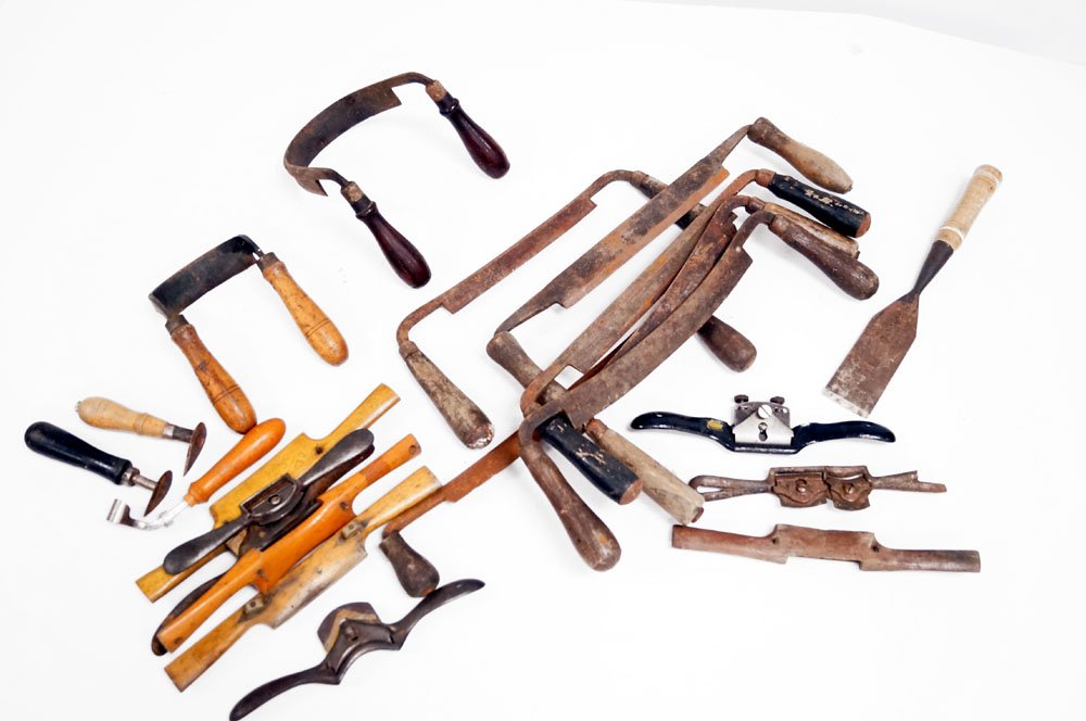 LOT (21) ASSORTED VINTAGE DRAW KNIVES, SPOKE SHAVES, (1 of 1)