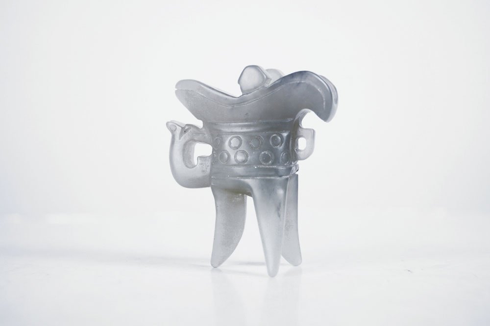 CHINESE CARVED JADE ARCHAIC-FORM JUE. HEIGHT 2 1/2" (1 of 1)