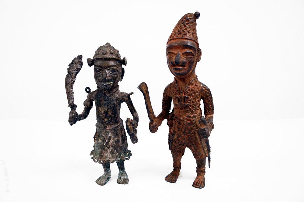 LOT (2) BENIN, NIGERIA BRONZE FIGURE OF WARRIOR. HEIGHT (1 of 4)