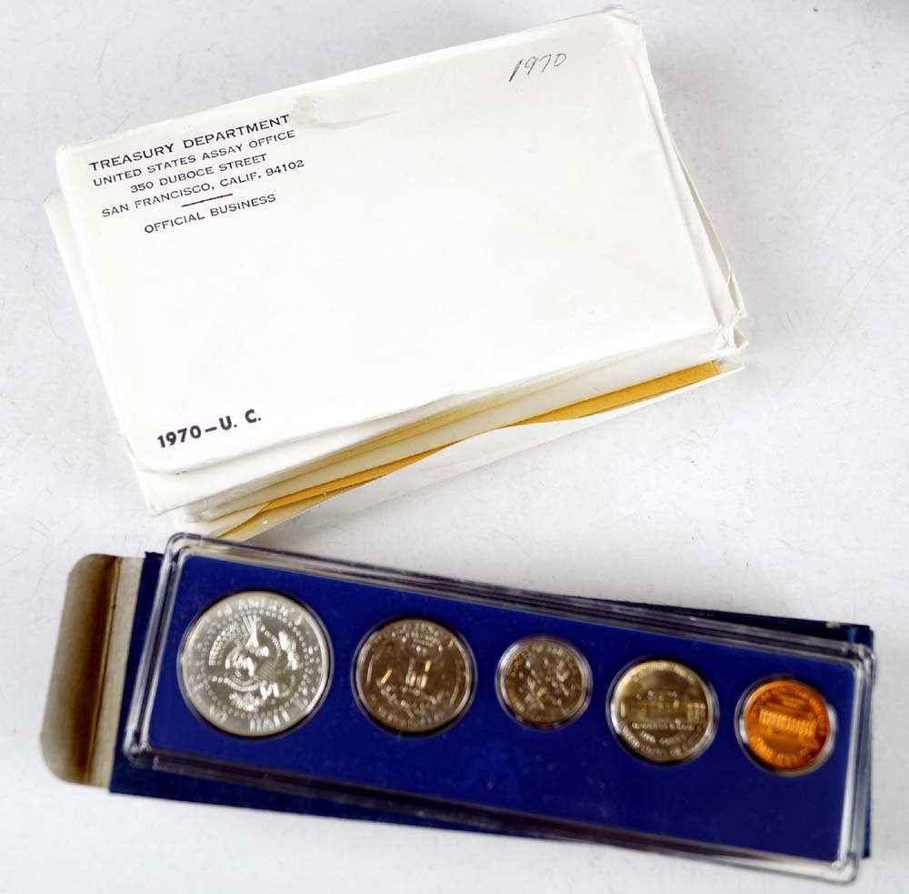 LOT (11) INCLUDING (7) US SPECIAL MINT COIN SETS AND (1 of 1)