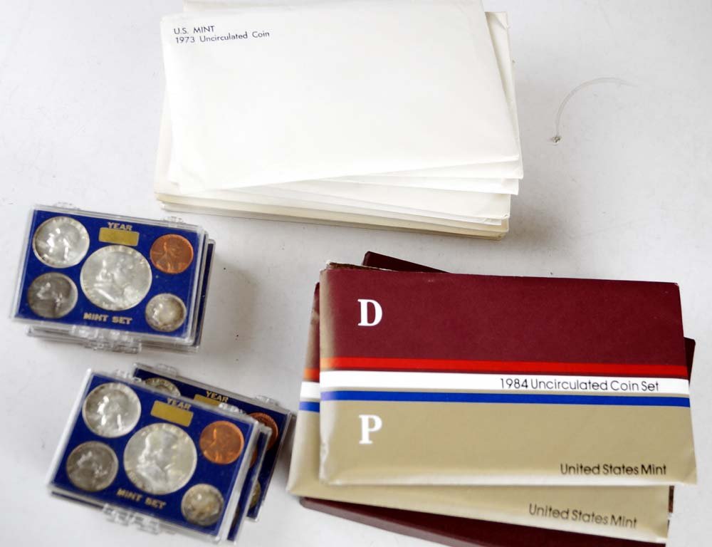 LOT APPROXIMATELY (30) INCLUDING (29) ASSORTED US MINT (1 of 1)