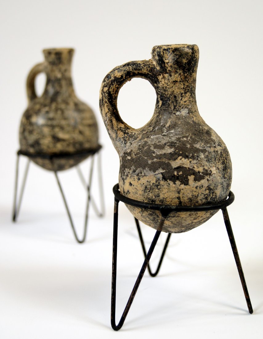 LOT (2) ISLAMIC POTTERY VESSELS. HEIGHT 3 1/2": LOT (2) ISLAMIC POTTERY VESSELS. HEIGHT 3 1/2"