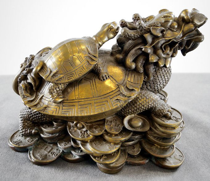 CHINESE BRONZE MONEY TURTLE, SIGNED. HEIGHT 7" (1 of 2)