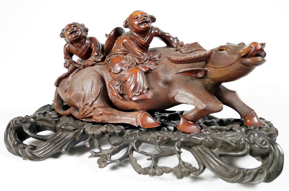 CHINESE FINELY CARVED BOXWOOD FIGURE OF WATER BUFFALO (1 of 2)