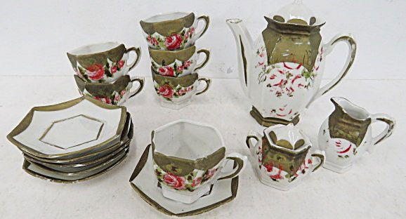 VICTORIAN CHILD'S DECORATED CERAMICS TEA SET (6) (1 of 4)