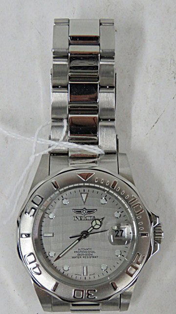 INVICTA STAINLESS AUTOMATIC 21-JEWEL PRO-DIVER DAY/DATE (1 of 3)