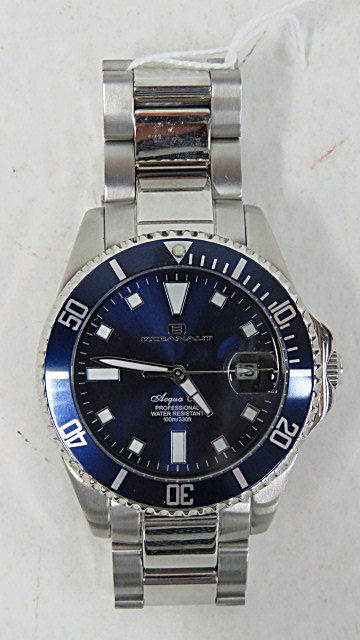OCEANUT STAINLESS "AQUA ONE' PROFESSIONAL DIVER'S (1 of 3)