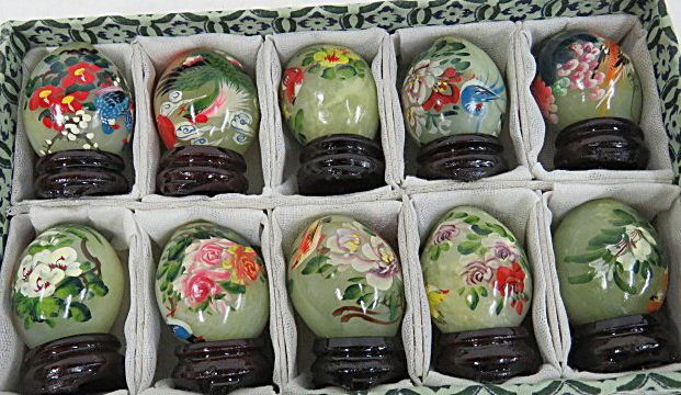 SET (10) VINTAGE HAND PAINTED CHINESE JADE EGGS WITH: SET (10) VINTAGE HAND PAINTED CHINESE JADE EGGS WITH ROSEWOOD STANDS