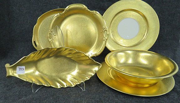 LOT ASSORTED PICKARD CHINA SERVING PIECES AND (2) BERN (1 of 1)