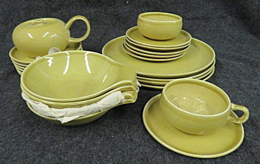 LOT ASSORTED RUSSELL WRIGHT/STEUBENVILLE POTTERY (1 of 1)