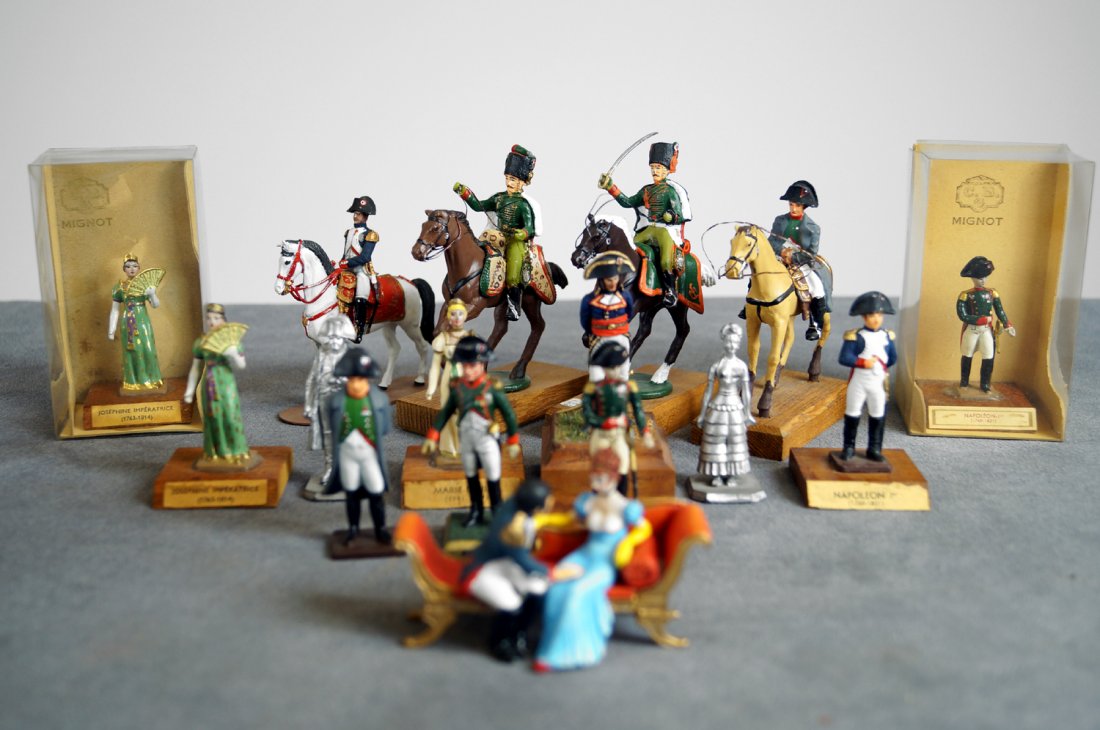 LOT ASSORTED NAPOLEONIC ERA METAL TOY SOLDIERS (1 of 3)