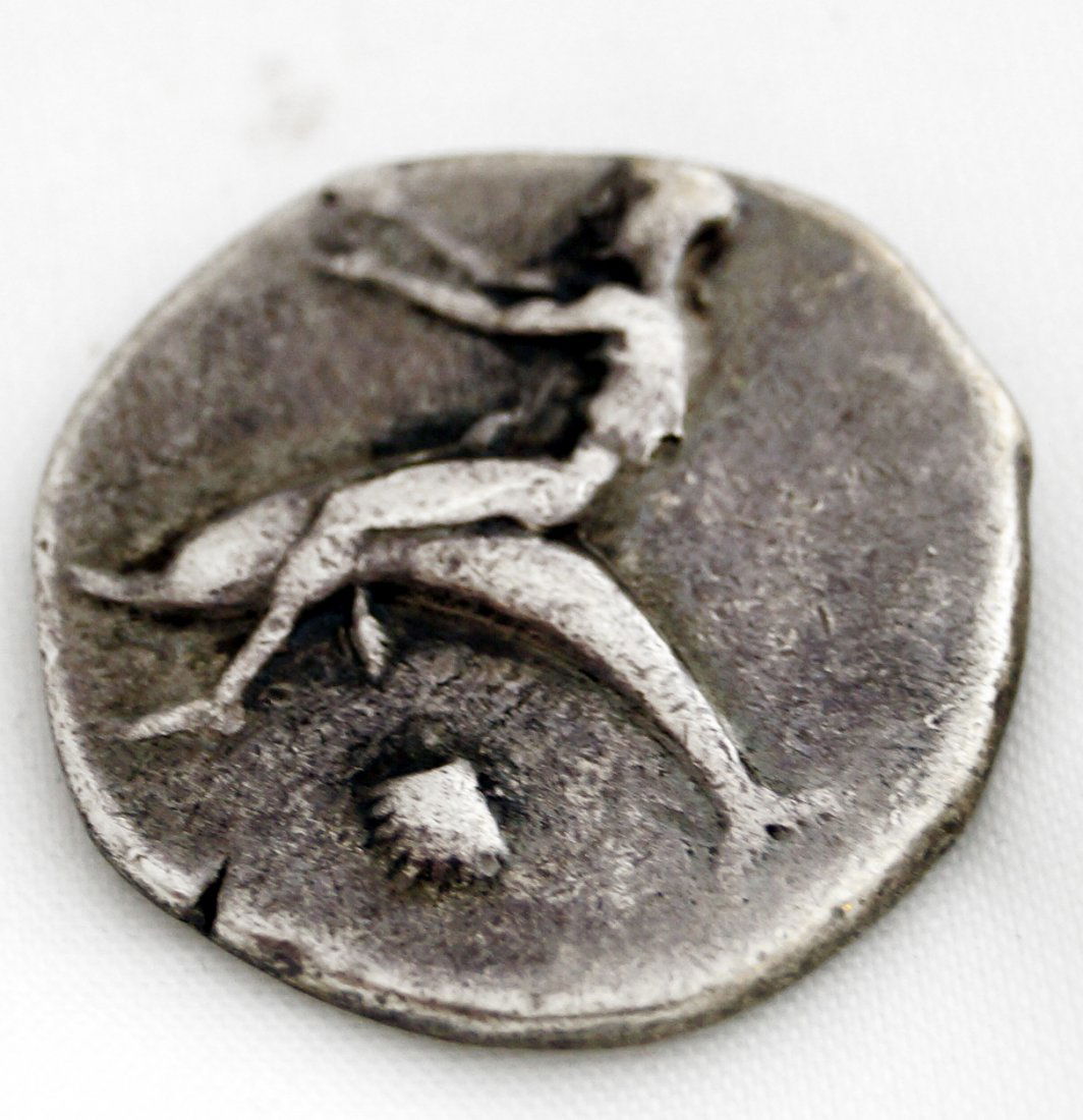 CALABRIA TARAS (473-460 BC) AR DIDRACHM COIN, 25MM (VF) (1 of 2)