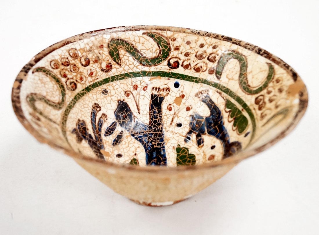 ISLAMIC DECORATED POTTERY BOWL WITH ANIMALS. HEIGHT 3 (1 of 4)