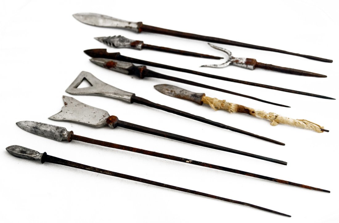 LOT (10) JAPANESE SAMURAI KYUDO YAJIRI (ARROWS), EDO.: LOT (10) JAPANESE SAMURAI KYUDO YAJIRI (ARROWS), EDO. LENGTH 4-8 1/2"