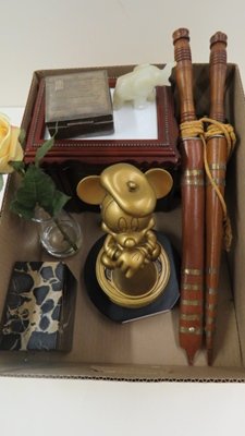 BOX LOT ASSORTED MARBLE BOOKENDS, MICKEY MOUSE AWARD, (1 of 5)
