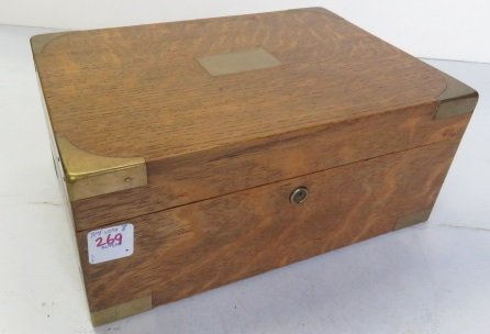 BRASS MOUNTED OAK CIGAR BOX. HEIGHT 5"; WIDTH 11" (1 of 2)