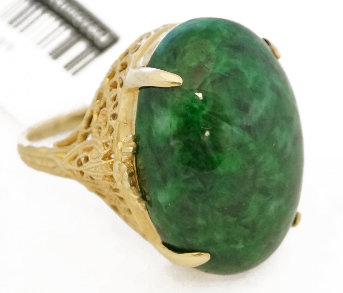 14K YELLOW GOLD AND JADE RING, JADE WEIGHS (1 of 3)