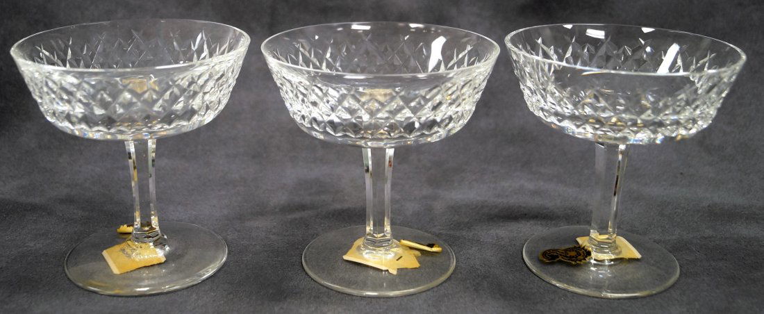 SET (15) WATERFORD "ALANA" CRYSTAL CHAMPAGNE GLASSES. (1 of 1)