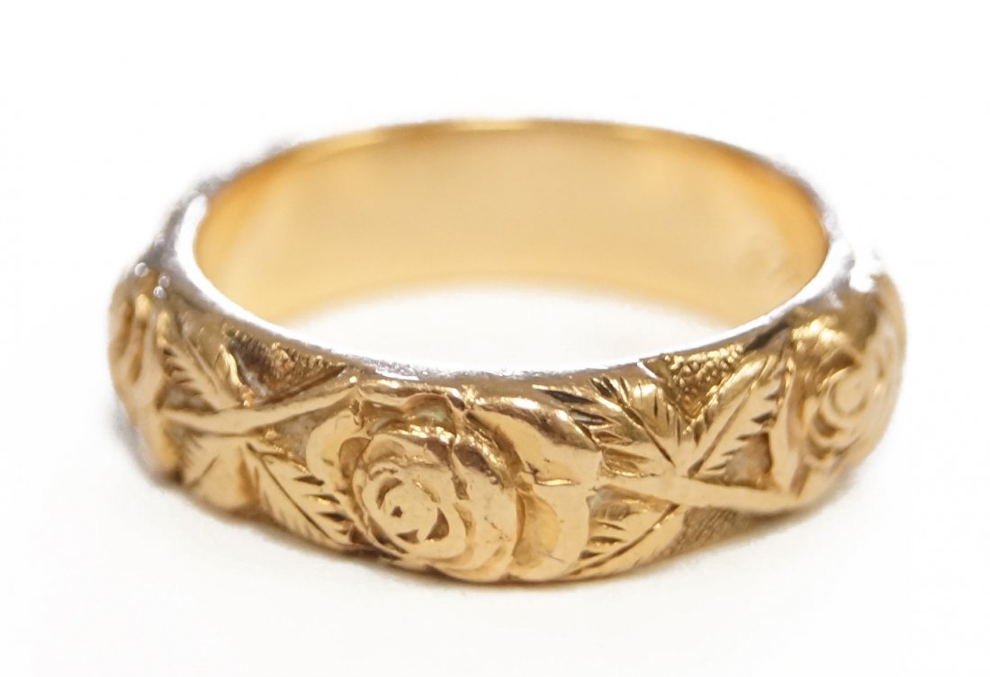 14K YELLOW GOLD WEDDING BAND, INSCRIBED AND DATED: 14K YELLOW GOLD WEDDING BAND, INSCRIBED AND DATED 10-25-42. RING SIZE 6 1/4; 6.8 GRAMS