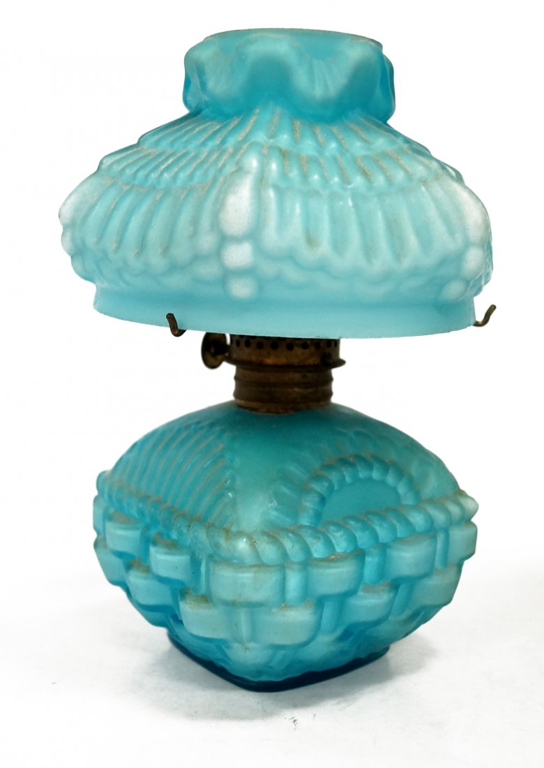 VICTORIAN MINIATURE BLUE CASE GLASS OIL LAMP. HEIGHT 6 (1 of 1)