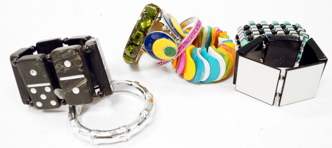 TRAY LOT ASSORTED FASHION COSTUME JEWELRY EXPANDABLE (1 of 2)