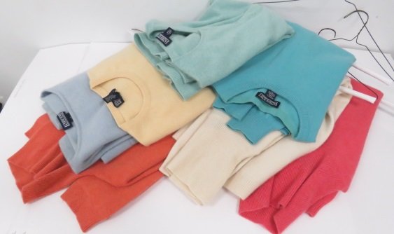 SET (7) LAND'S END CASHMERE LADY'S SWEATERS. SIZE L (1 of 6)