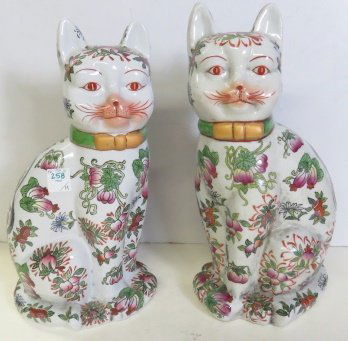 PAIR CHINESE DECORATED PORCELAIN SEATED CATS, SIGNED. (1 of 3)