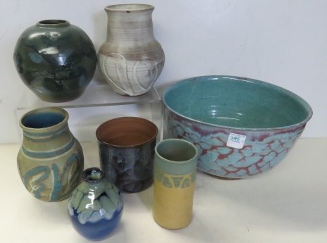 LEE LEVY (NY 1922-2011), LOT (7) HAND THROWN POTTERY (1 of 3)