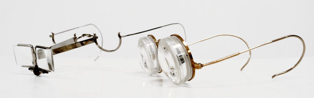 LOT (3) INCLUDING (2) JEWELER'S GLASSES AND (1) STAND. (1 of 1)