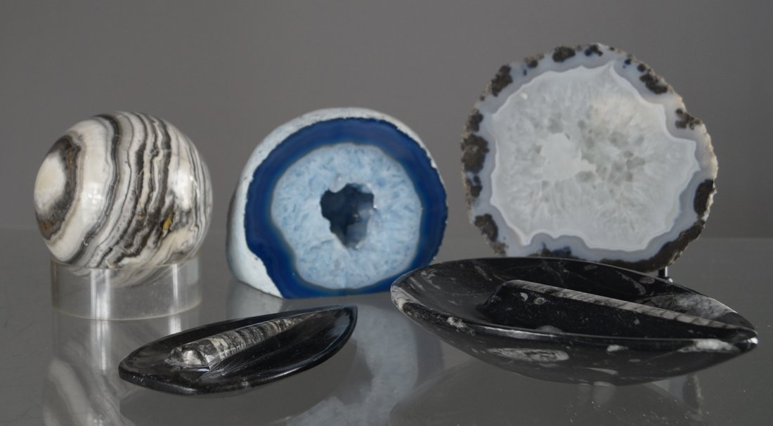 LOT (5) MINERAL AND FOSSIL SPECIMENS INCLUDING GEODES, (1 of 1)