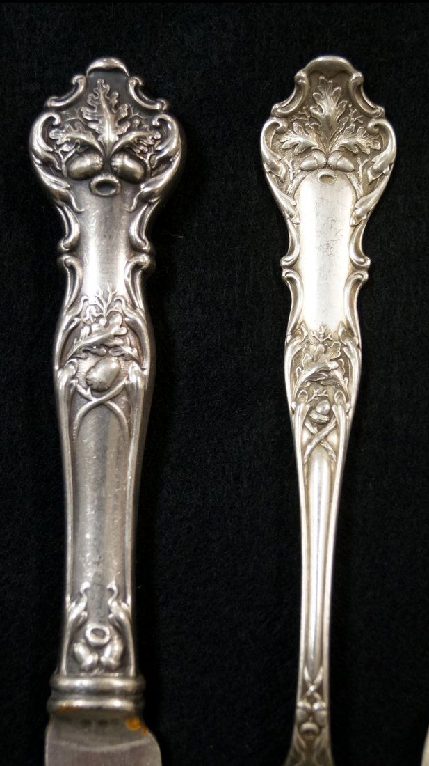 LARGE LOT 1847 ROGERS BROS SILVER PLATE "CHARTER OAK" (1 of 2)