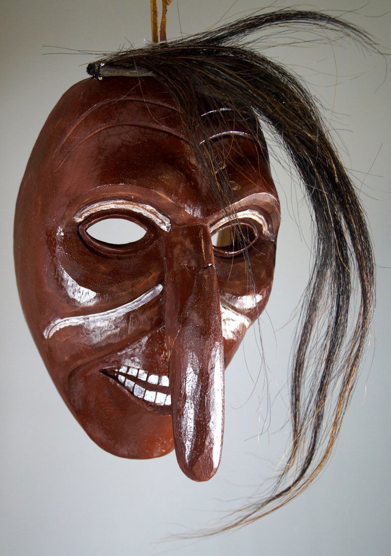 SENECA CARVED PAINTED WOOD LONG NOSE MASK. HEIGHT 10: SENECA CARVED PAINTED WOOD LONG NOSE MASK. HEIGHT 10 1/2"
