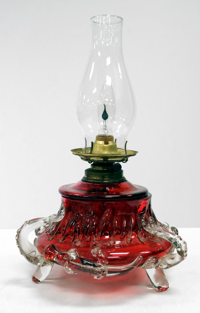 VICTORIAN CRANBERRY GLASS OIL LAMP FONT WITH CLEAR (1 of 2)