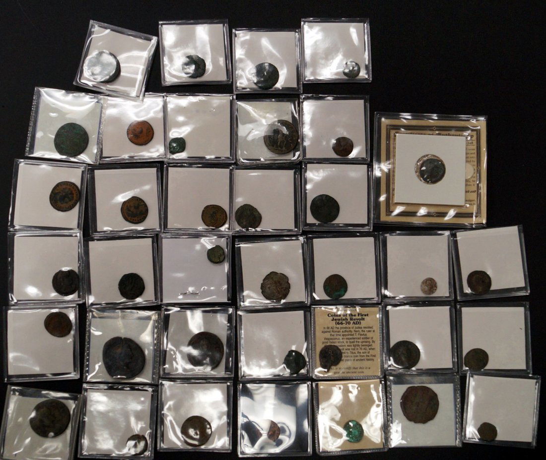 LOT (37) ASSORTED GREEK AND ROMAN BRONZE COINS, (1 of 4)