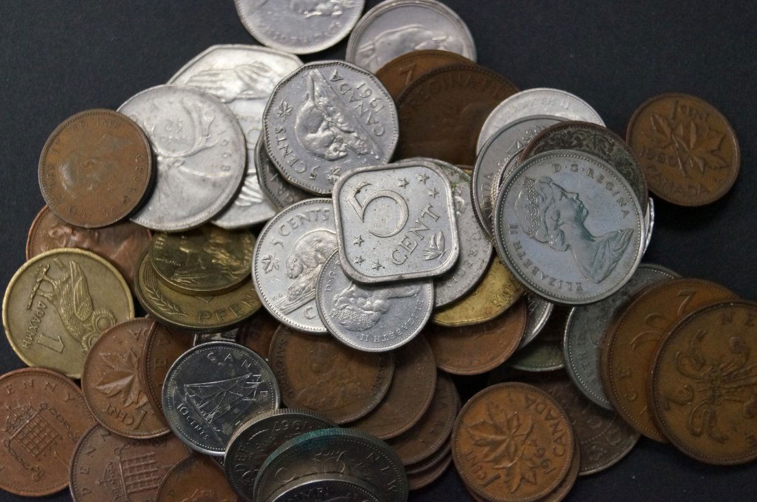 LOT ASSORTED FOREIGN COINS. 6.85 LBS (1 of 1)