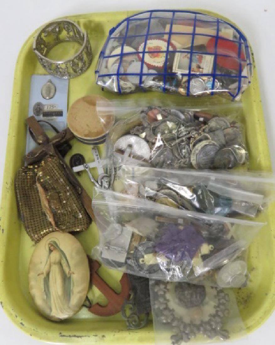 LOT ASSORTED RELIGIOUS MEDALS, CROSSES, SCAPULARS, ETC (1 of 4)