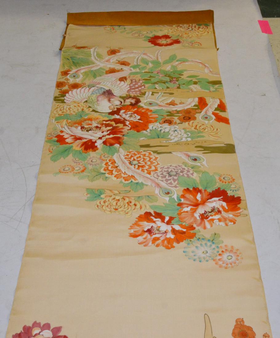 VINTAGE JAPANESE SCROLL STYLE PAINTING ON SILK, LIKELY (1 of 3)
