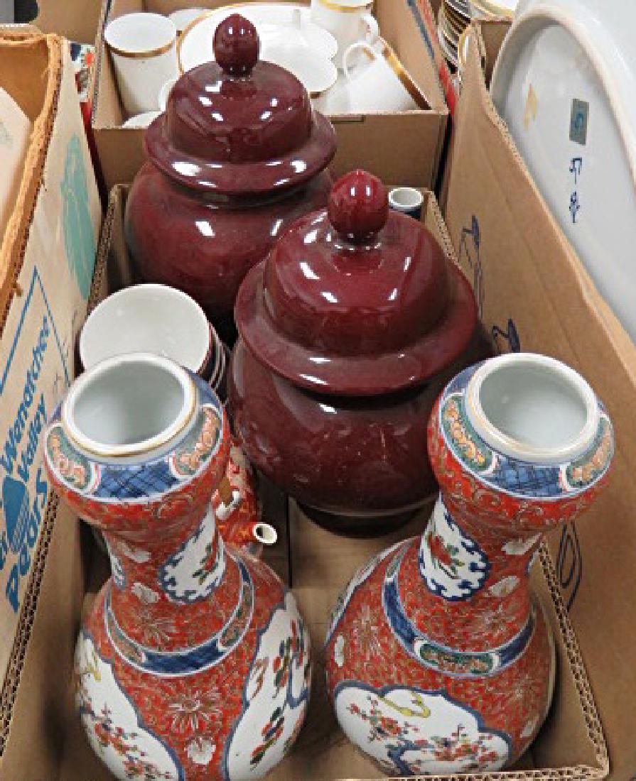 LOT VINTAGE CHINESE AND JAPANESE PORCELAIN INCLUDING (1 of 3)