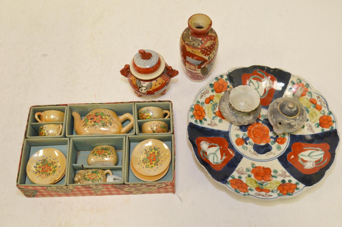 LOT VINTAGE AND ANTIQUE JAPANESE PORCELAIN AND POTTERY (1 of 1)
