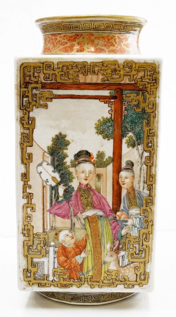 FINE CHINESE FAMILLE ROSE DECORATED PORCELAIN PANELED (1 of 4)