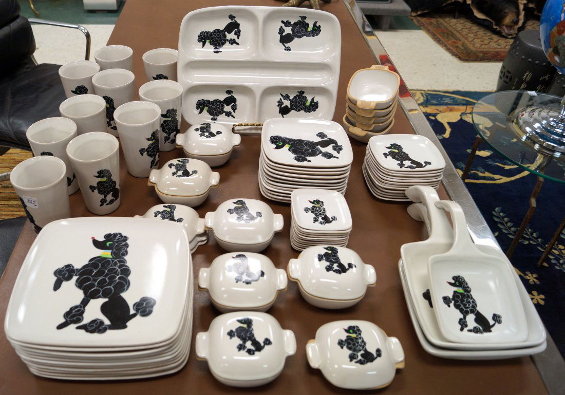 RARE MID-CENTURY MODERN GLIDDEN POTTERY "POODLE" (1 of 2)