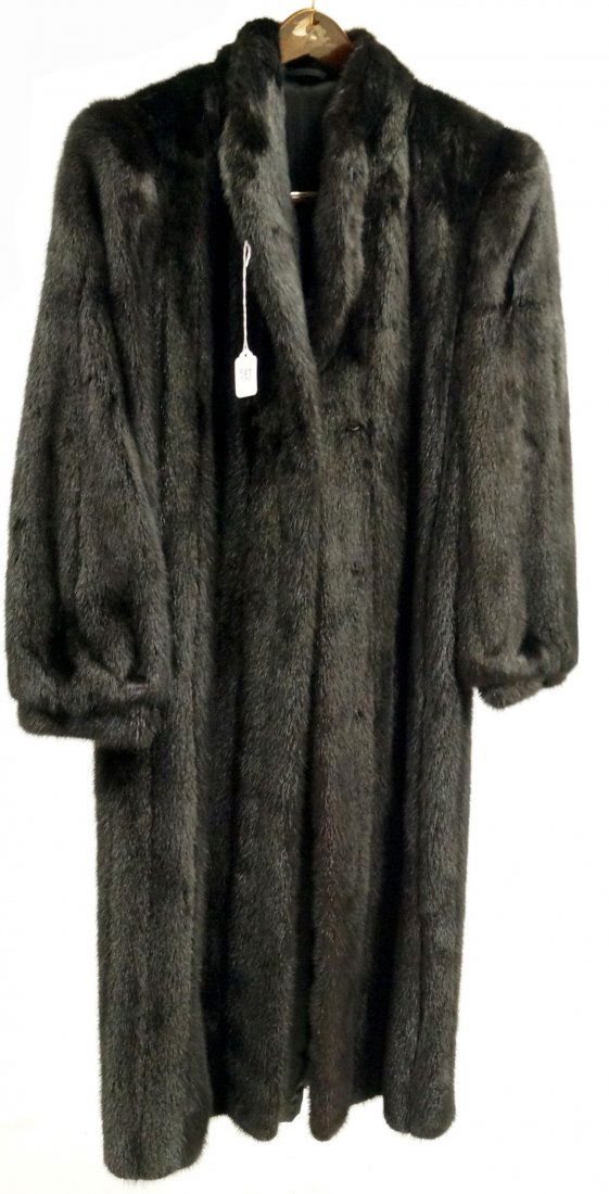 BLACK MINK 3/4 LENGTH COAT. SIZE 9/10 (1 of 2)