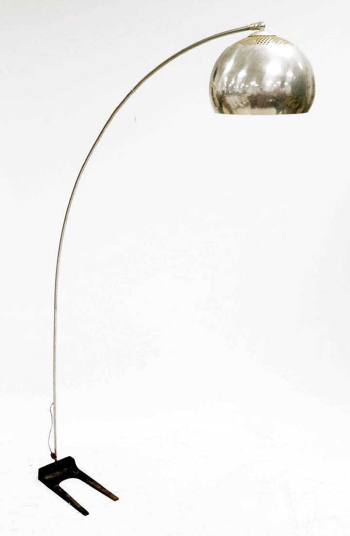 ROBERT SONNEMAN STYLE MID-CENTURY ARC FLOOR LAMP. (1 of 1)