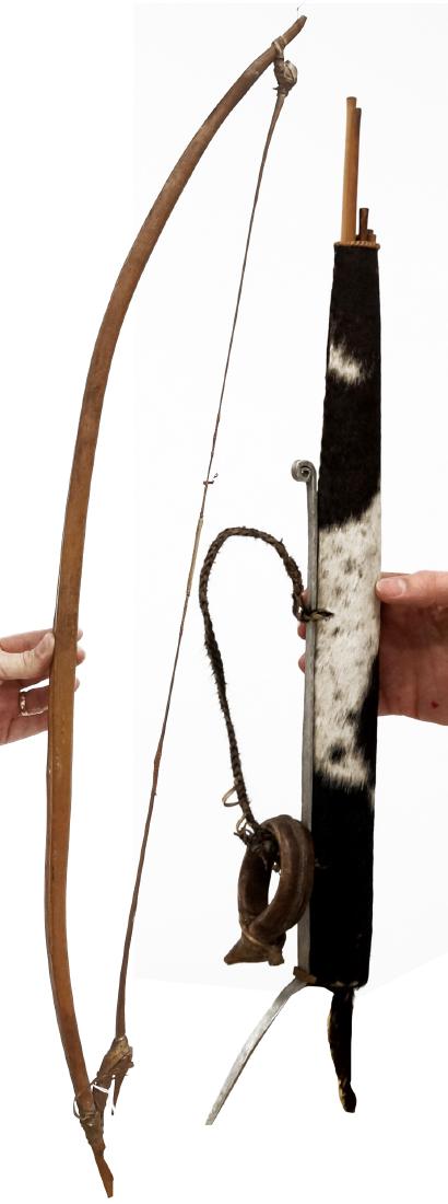 WEST AFRICAN BOW, QUIVER AND ARROWS (1 of 1)