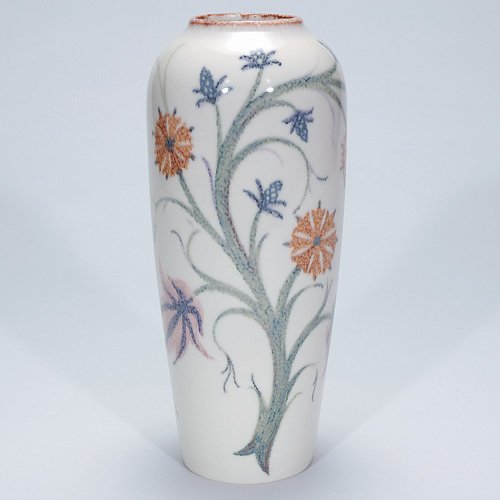 Kenton Hills 12 1/2" vase, Seyler, flowers