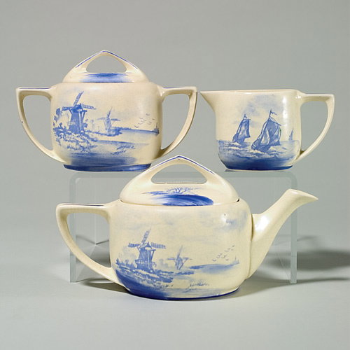 Roseville Landscape tea set, creamer, sugar, teapot