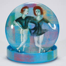 235: Pillin round box,  pretty girls, 2 x 8 inches